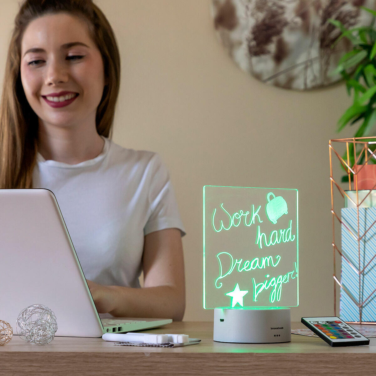 Tablero de Notas y Mensajes LED